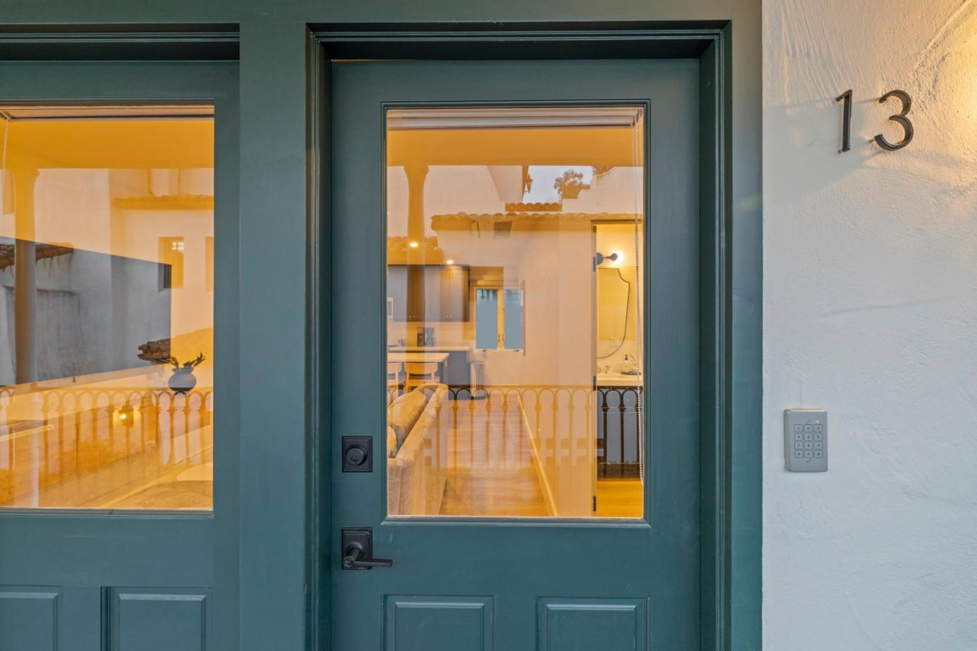 Casa Jardin - Boutique Suites In Downtown Santa Barbara Buitenkant foto